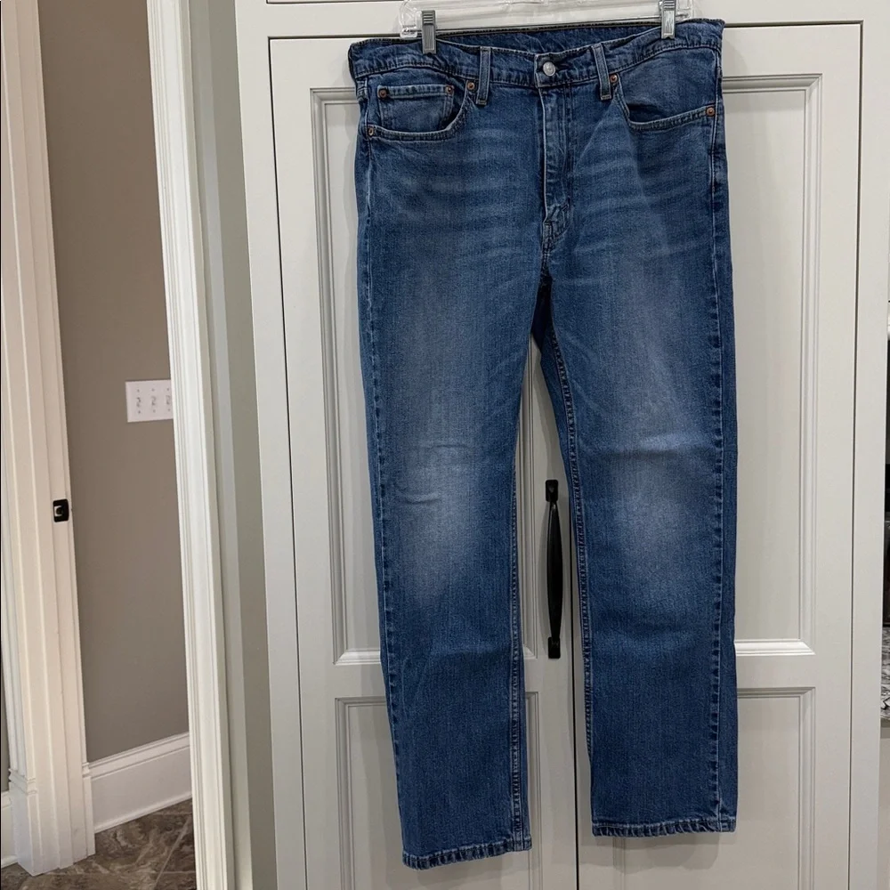 Levis 514 Straight Fit Jeans Mens 36X30 Blue Medium Wash Faded Denim